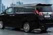 Lyxiga minivanen Toyota Alphard i tredje generationen foto 2