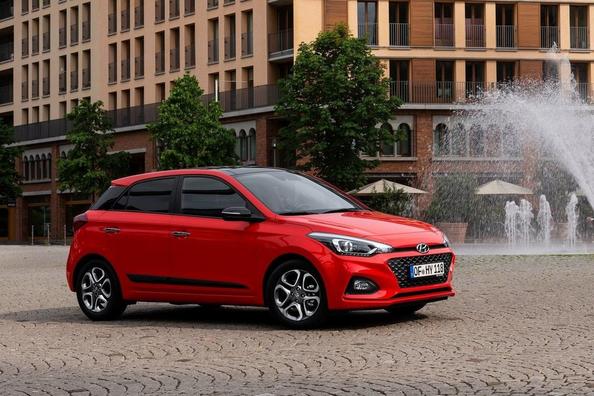 Uppdaterade femdörrars Hyundai i20
