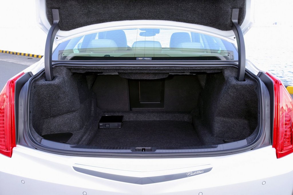 Lyxsedan Cadillac ATS