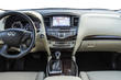 Premiummodellen Infiniti QX60 foto 4