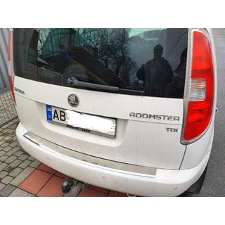 Bakre stötfångarskydd i rostfritt stål Skoda Roomster 2006–2015 foto 1