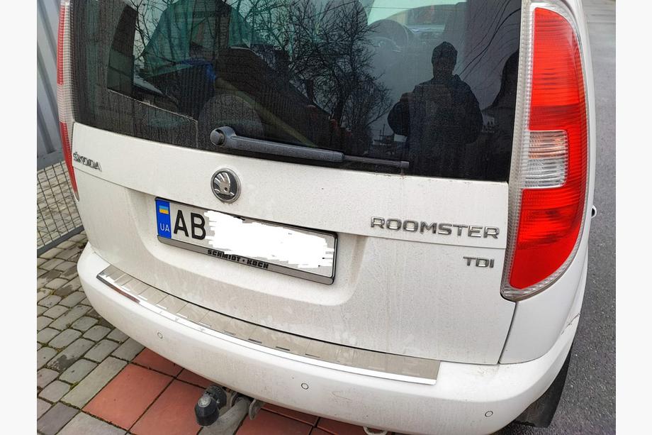 Skoda Roomster 2006–2015 Bakre stötfångarskydd i rostfritt stål Högblank Image
