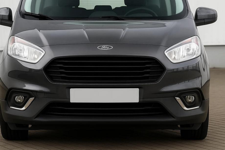 Ford Courier 2014–2023 Kromade dimljussargar (2018↗, 2 st, rostfritt) Image
