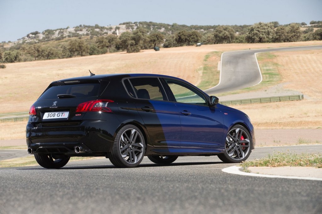 Test av den laddade halvkombin Peugeot 308 GTi