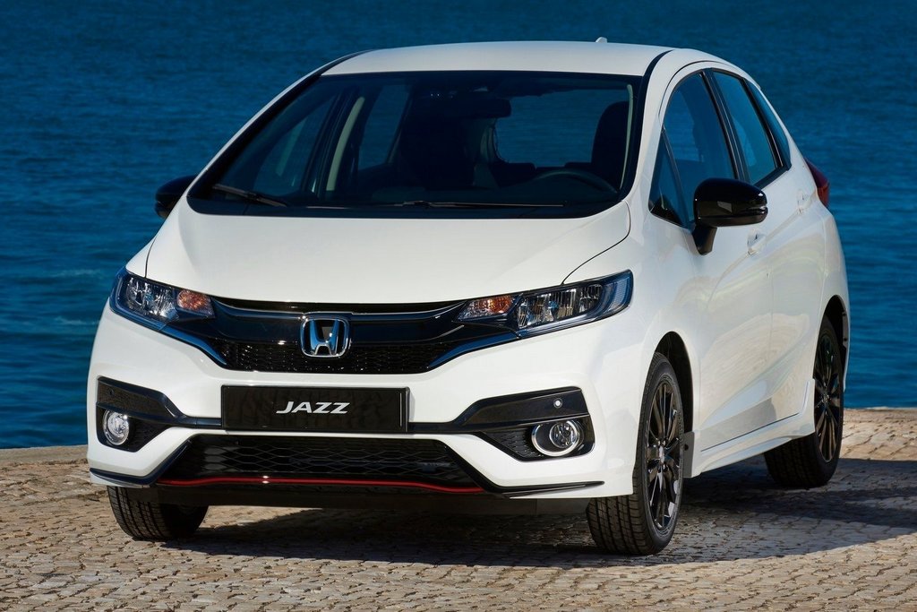 Test av uppdaterade kompakta halvkombin Honda Jazz