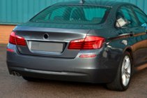BMW 5-serien F10/F11 2010–2016 Rostfri list ovanför registreringsskylten SD foto 6