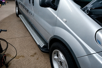 Nissan Primastar 2002–2014 Sidosteg X5-typ (2 st, aluminium) foto 2