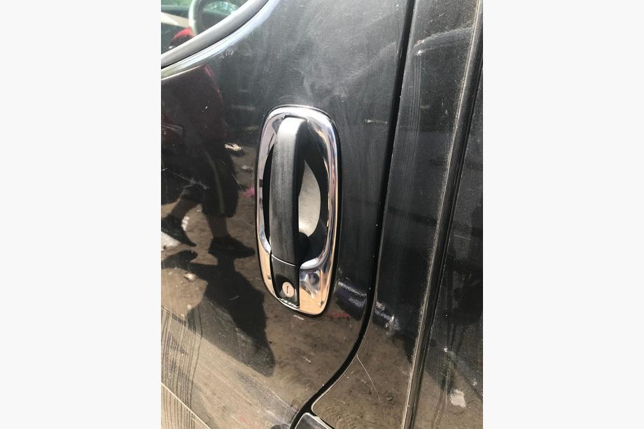 Opel Vivaro 2001–2015 Ramar runt dörrhandtag (4 st, rostfritt stål) Foto 8