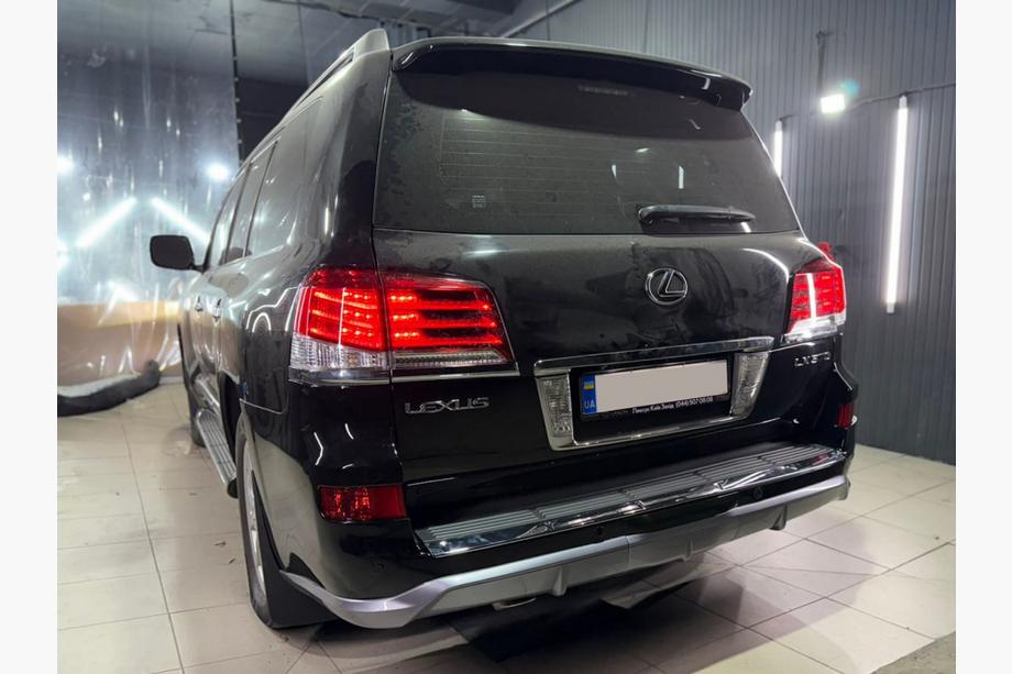 Lexus LX570/450d 2008–2022 Restyling-kit 2008-2012 till 2012-2016 F-Sport Foto 27