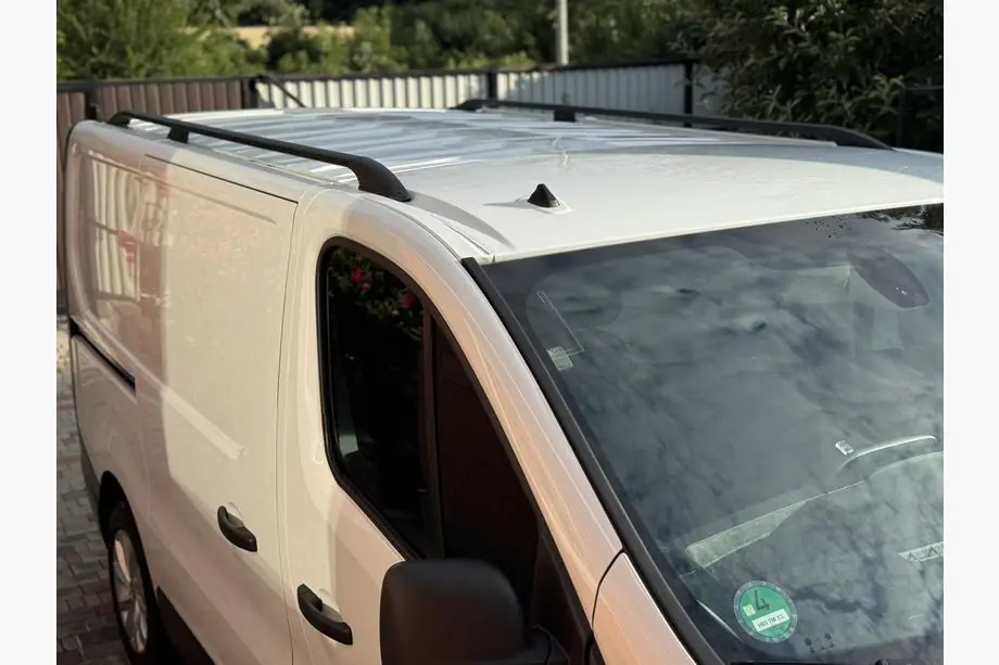 Nissan NV300/Primastar 2016– Svarta takrails Foto 5