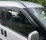 Fiat Doblo II 2010–2022 Vindavvisare (2 st, Niken) foto 1