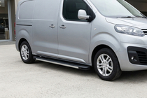 Citroen Jumpy/Dispatch 2017– Sidosteg Maya V1 (2 st, aluminium) foto 1