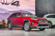 Femte generationens crossover Toyota RAV4 foto 7