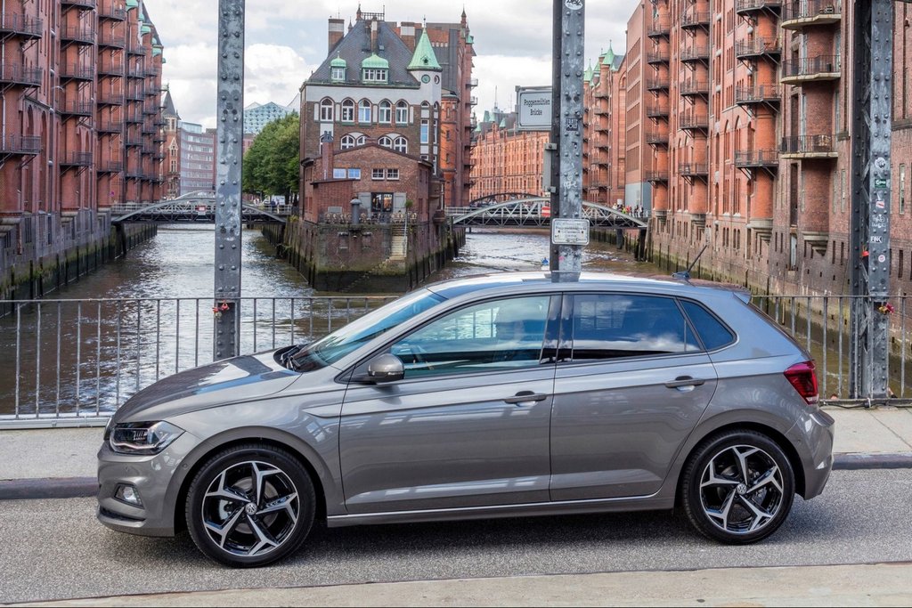 Sjätte generationen av Volkswagen Polo-halvkombi