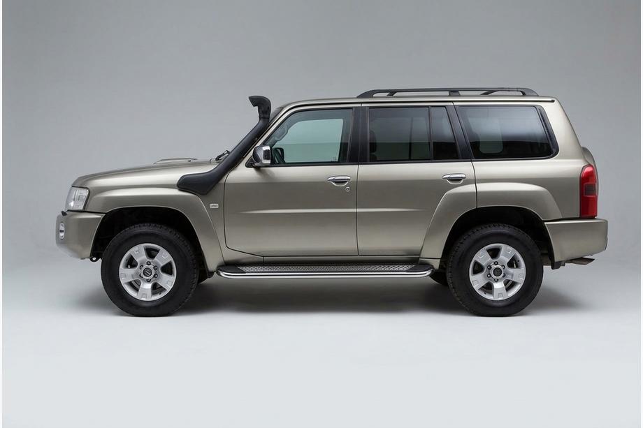 Nissan Patrol Y61 1997–2011 Sidosteg Maydos V2 (2 st, aluminium/rostfritt stål) Image