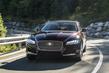 Premiumsedan Jaguar XF i andra generationen foto 2
