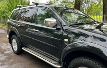 Mitsubishi Pajero Sport 2008–2015 Sidosteg Maydos V2 (2 st, aluminium/rostfritt stål) foto 4