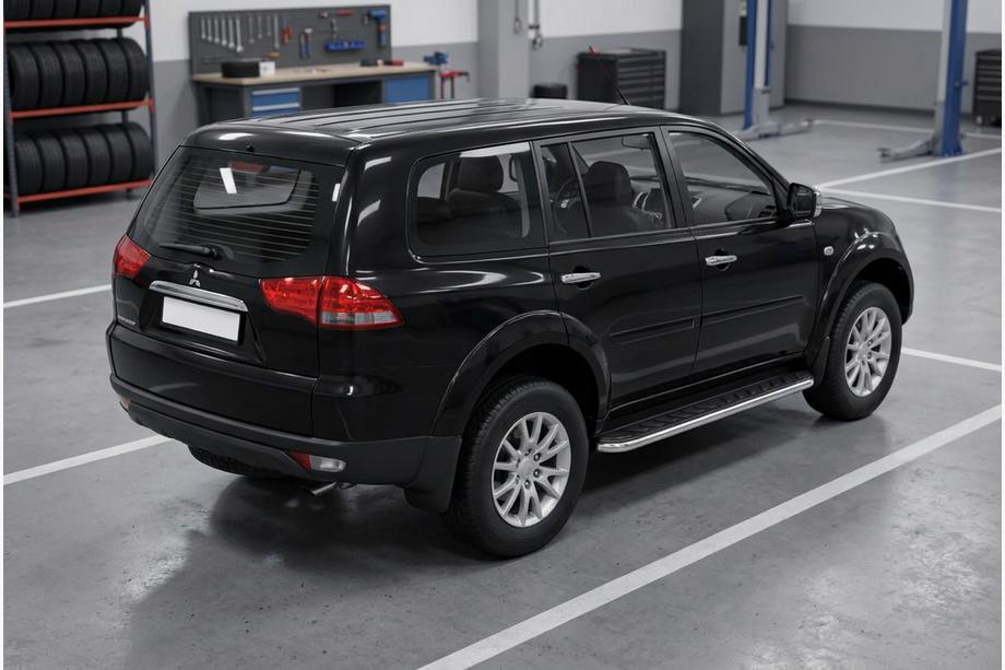 Mitsubishi Pajero Sport 2008–2015 Sidosteg Maydos V1 (2 st, aluminium / rostfritt) Image