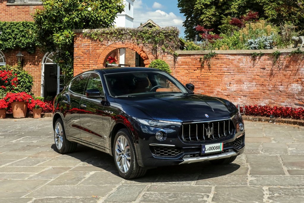 Test av crossovern Maserati Levante