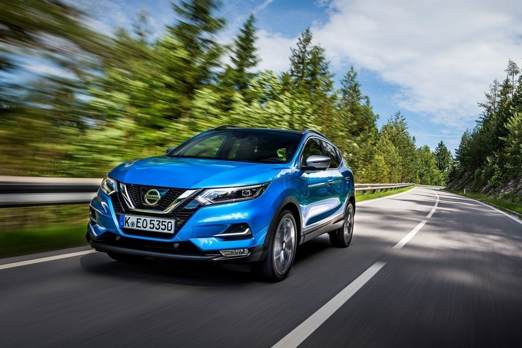 Test av uppdaterade crossovern Nissan Qashqai i andra generationen