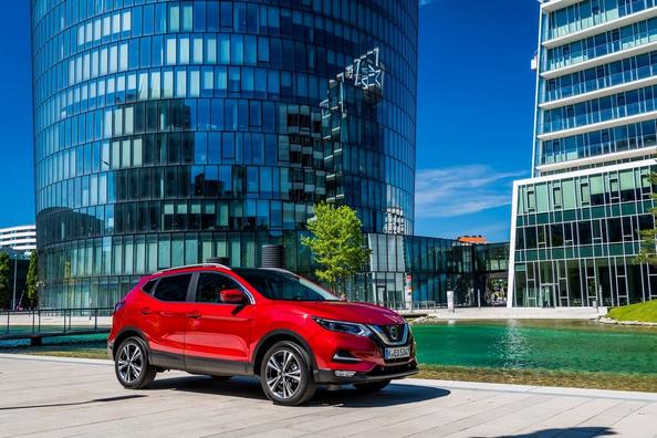 Test av uppdaterade crossovern Nissan Qashqai i andra generationen