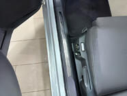 Volkswagen Passat B8 2015–2023 OmsaLine invändiga instegslister (4 st, rostfritt stål) foto 1
