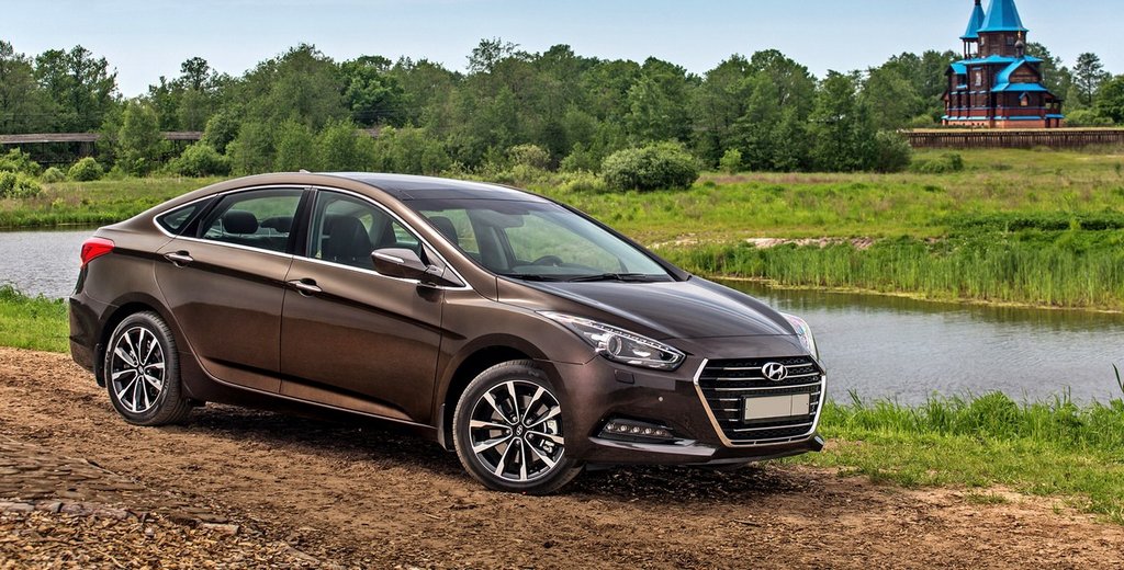 Uppdaterad sedanmodell Hyundai i40