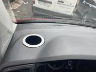 Volkswagen T6 2015–2024 Dekorlist till mugghållare (2 st, rostfritt stål) foto 3