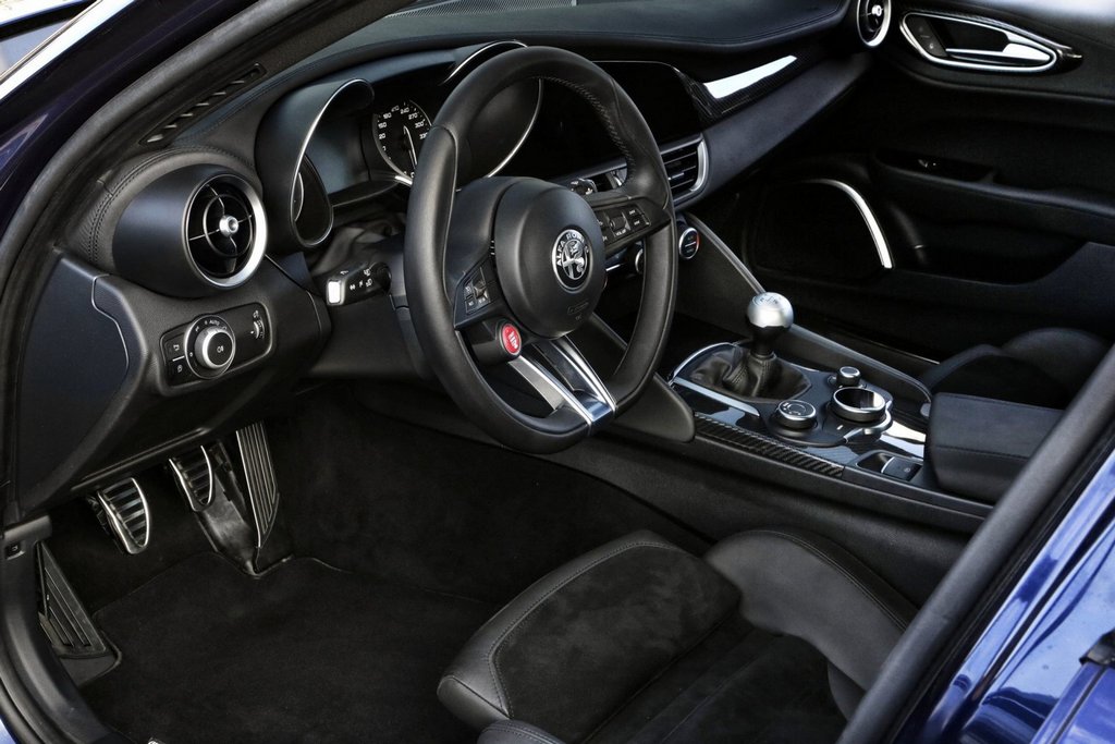 Test av sedanen Alfa Romeo Giulia