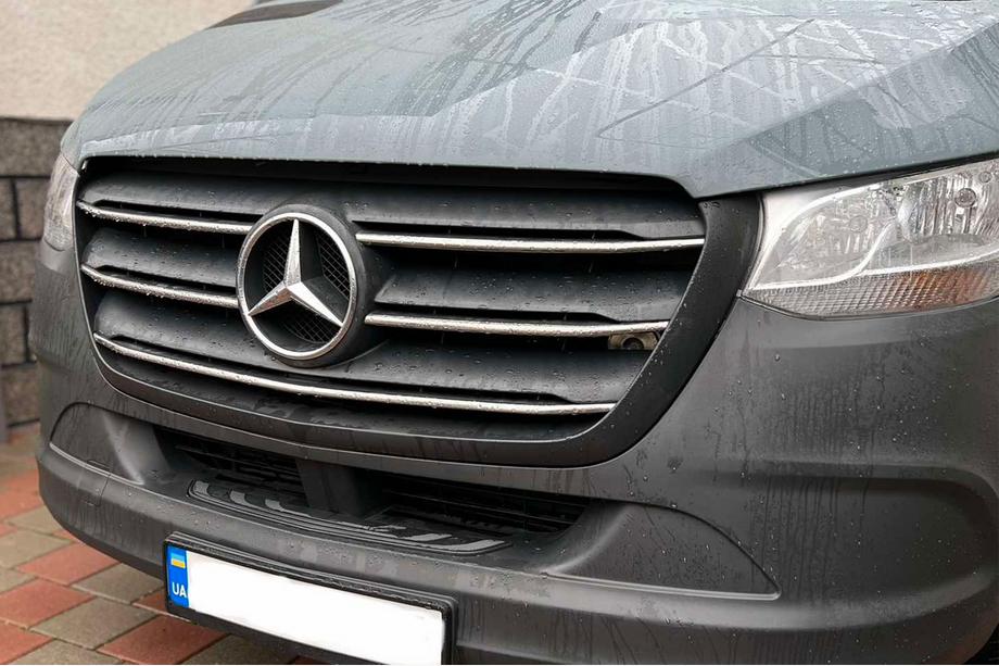Mercedes Sprinter W907/W910 2018– Grillister (5 st, rostfritt) OmsaLine – italienskt rostfritt stål Image