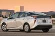 Fjärde generationen av den hybrida hatchbacken Toyota Prius foto 9