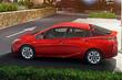 Fjärde generationen av den hybrida hatchbacken Toyota Prius foto 3