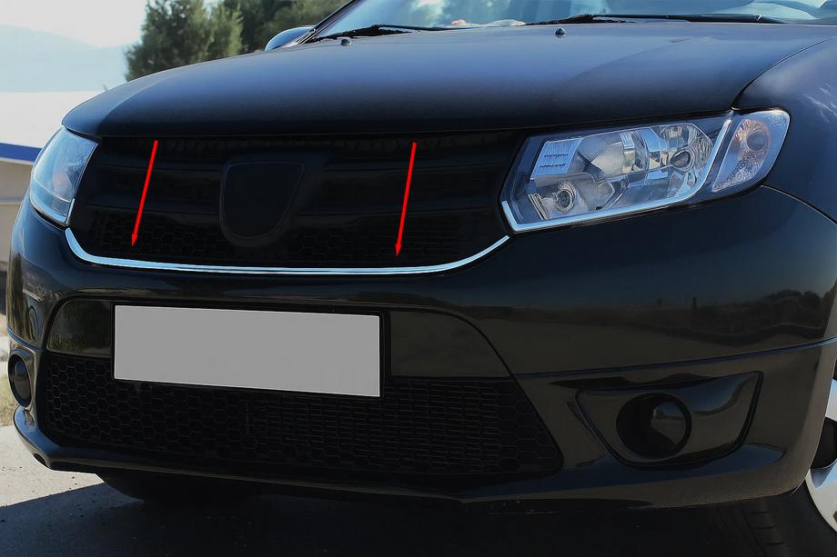 Dacia Sandero 2013–2020 Dekorlist under grill (1 st, rostfritt stål) Foto 1