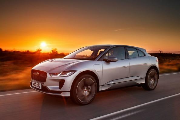 Elfyrdriven fyrhjulsdriven crossover Jaguar I-Pace
