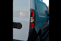 Opel Combo 2012–2018 Kromad bakljuslist (2012-2015, 2 st, plast) foto 5