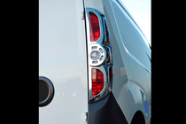 Opel Combo 2012–2018 Kromad bakljuslist (2012-2015, 2 st, plast) foto 2