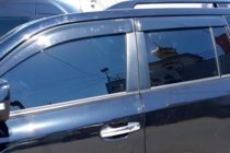 Toyota Land Cruiser 200 2007–2021 Fönsterdeflektorer 11 cm (4 st, HIC) foto 3