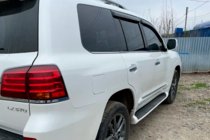 Lexus LX570/450d 2008–2022 Vindavvisare för sidofönster 8 cm (4 st, HIC) foto 2