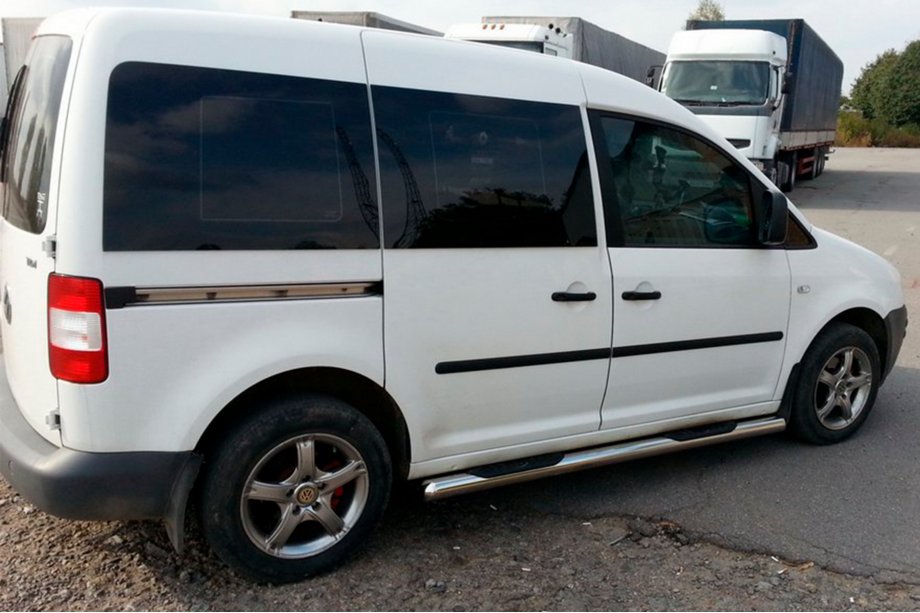 Volkswagen Caddy 2015–2020 Sidorör BB002 (2 st, rostfritt) Image