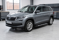 Skoda Kodiaq 2016–2023 Sidosteg Sunrise (2 st, aluminium) foto 1