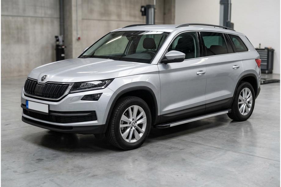 Skoda Kodiaq 2016–2023 Sidosteg Maya V1 (2 st, aluminium) Image