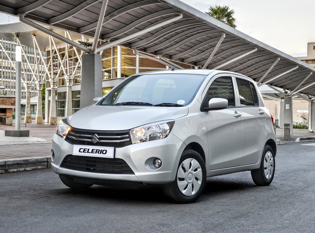 Test av den kompakta halvkombin Suzuki Celerio