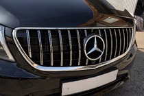 Mercedes Vito/V-klass W447 2014– Frontgrill GT Panamericana Chrome (2014-2023 för Vito W447) foto 2