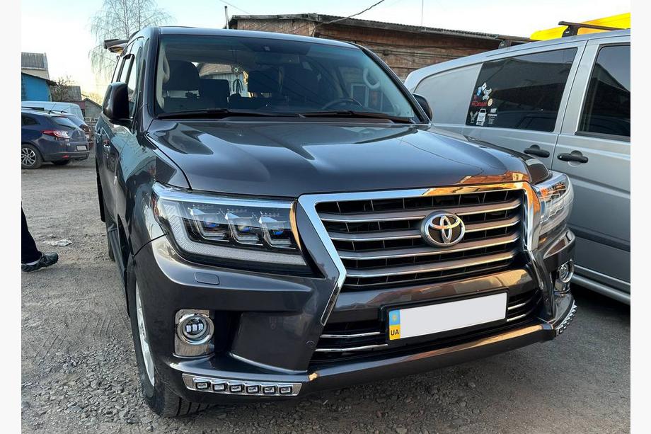 Toyota Land Cruiser 200 2007–2021 Karosserikit 2008-2015 (Urban sport) Image