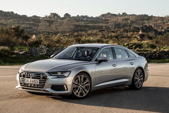 Femte generationen av sedanen Audi A6