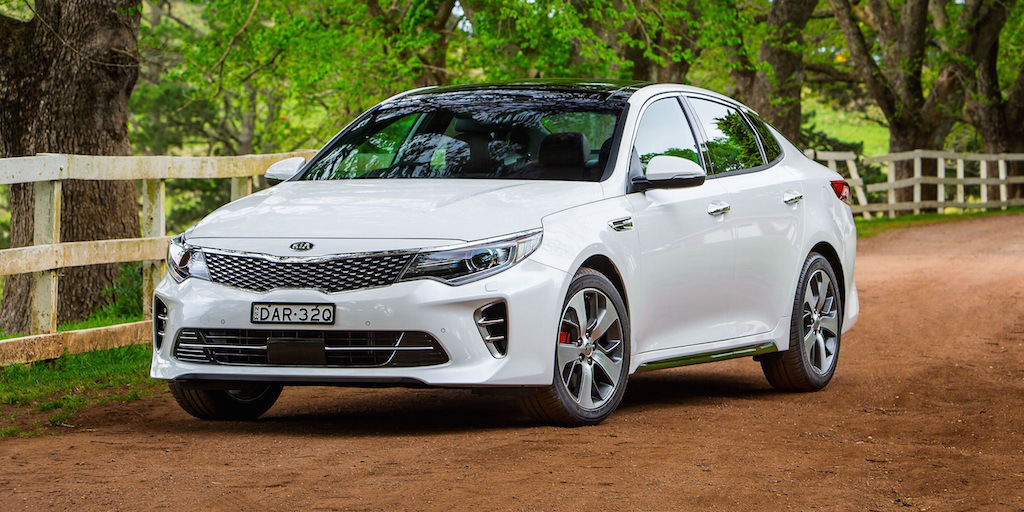Test av laddade sedanen KIA Optima GT
