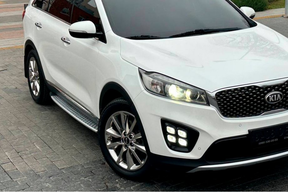 Kia Sorento III UM 2014–2020 Sidosteg BMW style (2 st) Foto 1