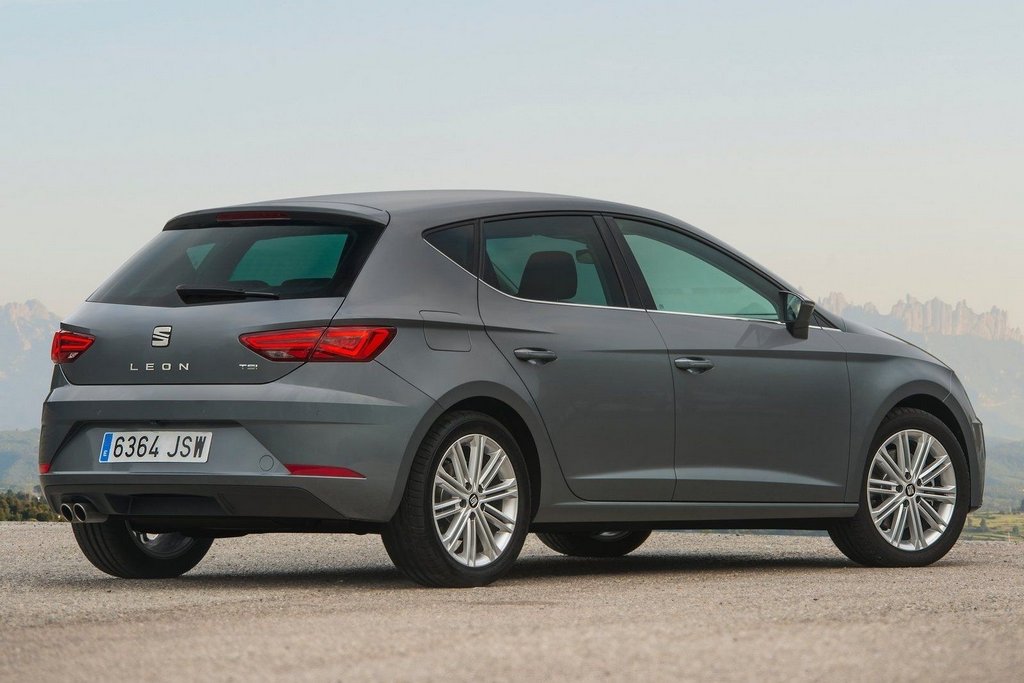 Tredje generationen av halvkombin Seat Leon
