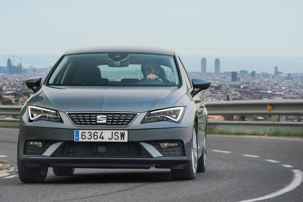 Tredje generationen av halvkombin Seat Leon