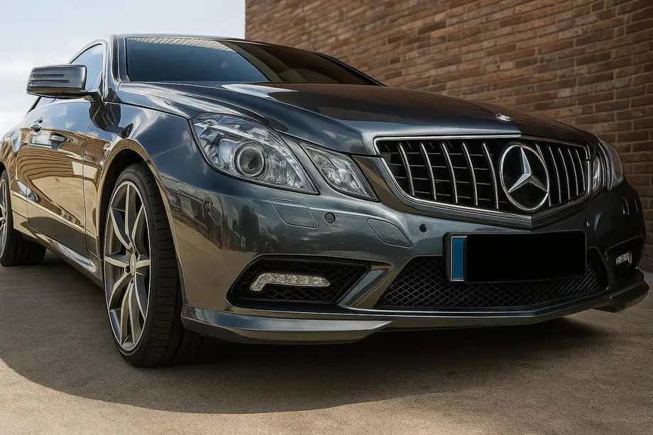 Mercedes E-klass Coupé C207 2010–2017 Frontgrill (2009-2013, GT Panamericana) Image